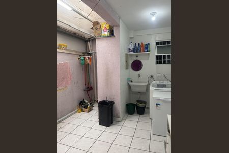 Apartamento à venda com 111m², 3 quartos e 2 vagas Apartamento à venda com 111m², 3 quartos e 2 vagasÁrea de Serviço