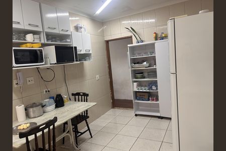 Apartamento à venda com 111m², 3 quartos e 2 vagas Apartamento à venda com 111m², 3 quartos e 2 vagasCozinha
