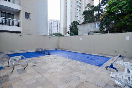 Apartamento para alugar com 47m², 2 quartos e 1 vaga Apartamento para alugar com 47m², 2 quartos e 1 vagaÁrea comum - Piscina