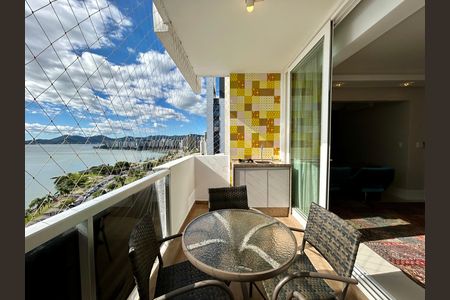 Apartamento para alugar com 160m², 3 quartos e 1 vaga Apartamento para alugar com 160m², 3 quartos e 1 vagaVaranda gourmet
