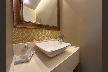 Apartamento para alugar com 160m², 3 quartos e 1 vaga Apartamento para alugar com 160m², 3 quartos e 1 vagaLavabo