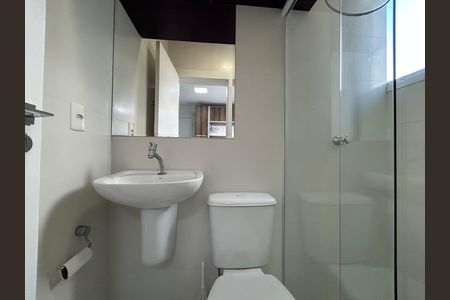 Apartamento para alugar com 160m², 3 quartos e 1 vaga Apartamento para alugar com 160m², 3 quartos e 1 vagaBanheiro da Área de Serviço