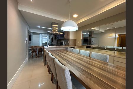 Apartamento para alugar com 160m², 3 quartos e 1 vaga Apartamento para alugar com 160m², 3 quartos e 1 vagaCozinha