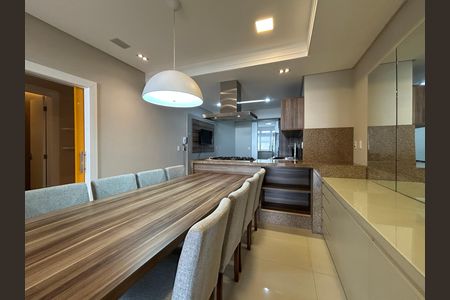 Apartamento para alugar com 160m², 3 quartos e 1 vaga Apartamento para alugar com 160m², 3 quartos e 1 vagaCozinha