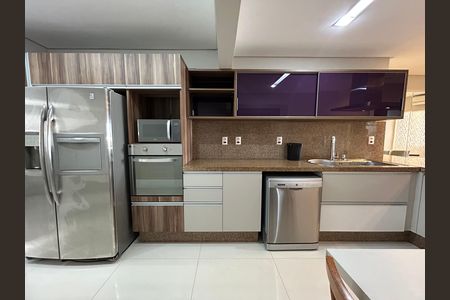 Apartamento para alugar com 160m², 3 quartos e 1 vaga Apartamento para alugar com 160m², 3 quartos e 1 vagaCozinha