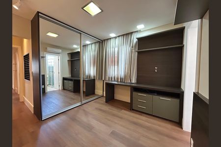 Apartamento para alugar com 160m², 3 quartos e 1 vaga Apartamento para alugar com 160m², 3 quartos e 1 vagaSuíte 3