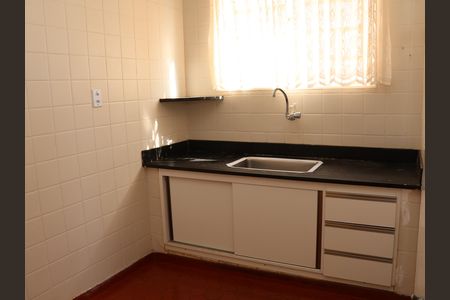 Casa para alugar com 100m², 3 quartos e sem vagaCozinha