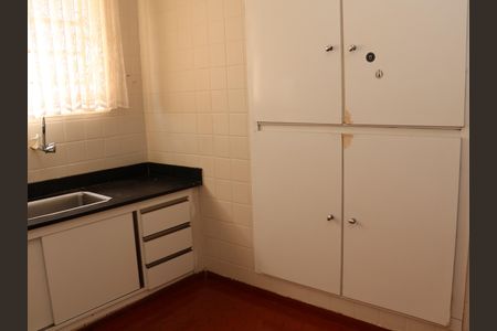 Casa para alugar com 100m², 3 quartos e sem vagaCozinha 
