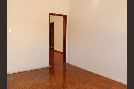 Sala de TV de casa para alugar com 3 quartos, 100m² em Setor Central, Goiânia