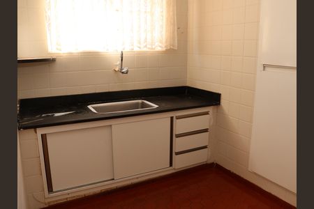 Casa para alugar com 100m², 3 quartos e sem vagaCozinha