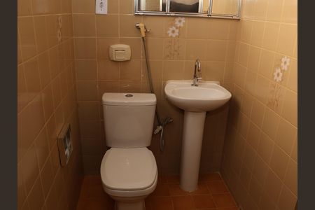Casa para alugar com 100m², 3 quartos e sem vagaBanheiro da Suíte