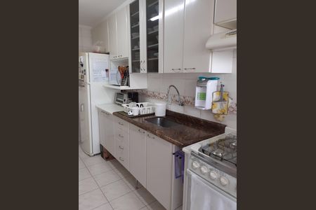 Cozinha de apartamento para alugar com 2 quartos, 73m² em Vila Gumercindo, São Paulo