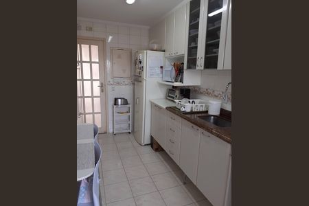 Apartamento para alugar com 73m², 2 quartos e 2 vagas Apartamento para alugar com 73m², 2 quartos e 2 vagasCozinha