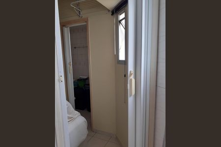Apartamento para alugar com 73m², 2 quartos e 2 vagas Apartamento para alugar com 73m², 2 quartos e 2 vagasQuarto