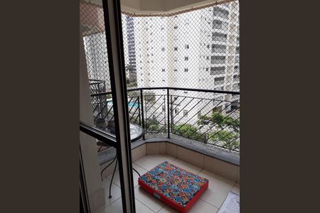Apartamento para alugar com 73m², 2 quartos e 2 vagas Apartamento para alugar com 73m², 2 quartos e 2 vagasVaranda