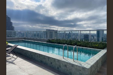 Apartamento à venda com 25m², 1 quarto e sem vaga Apartamento à venda com 25m², 1 quarto e sem vagaPiscina