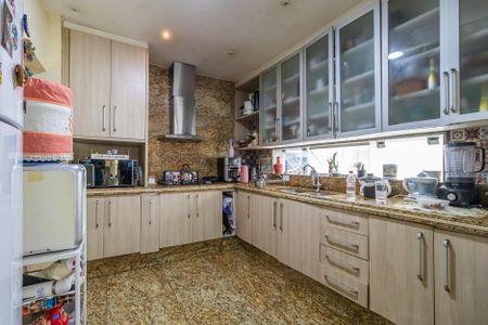 Casa à venda com 120m², 3 quartos e sem vaga