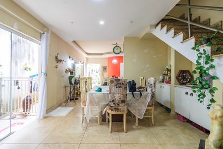 Casa à venda com 120m², 3 quartos e sem vaga