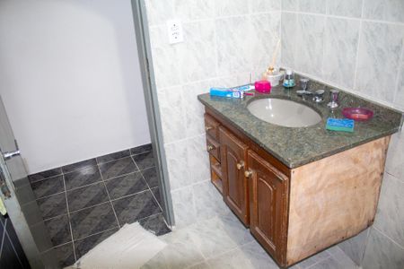 Casa para alugar com 155m², 3 quartos e 1 vagaBanheiro 2
