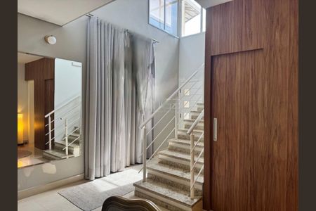 Casa de Condomínio à venda com 3 quartos, 265m² em Jardim Chapadão, Campinas