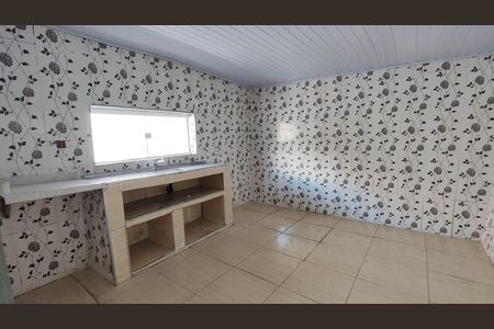 Cozinha de casa para alugar com 1 quarto, 40m² em Vila Santa Helena, Poá