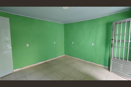 Quarto / Sala de casa para alugar com 1 quarto, 40m² em Vila Santa Helena, Poá