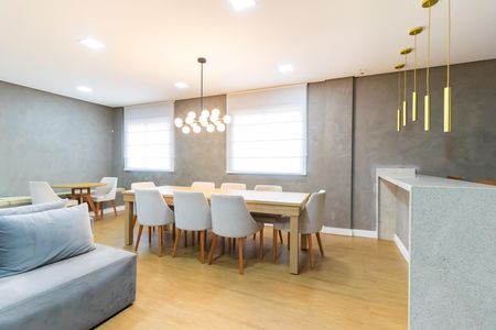 Apartamento para alugar com 34m², 2 quartos e sem vaga Apartamento para alugar com 34m², 2 quartos e sem vagaÁrea comum - Salão de festas
