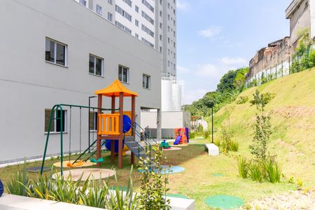 Apartamento para alugar com 34m², 2 quartos e sem vaga Apartamento para alugar com 34m², 2 quartos e sem vagaÁrea comum - Playground