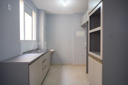 Cozinha  de apartamento para alugar com 2 quartos, 49m² em Rubem Berta, Porto Alegre
