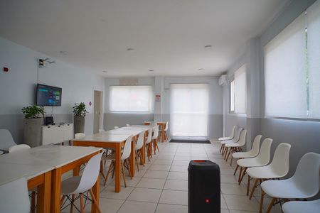 Apartamento para alugar com 49m², 2 quartos e 1 vaga Apartamento para alugar com 49m², 2 quartos e 1 vagaÁrea comum - Salão de festas