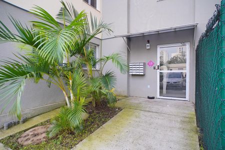 Apartamento para alugar com 49m², 2 quartos e 1 vaga Apartamento para alugar com 49m², 2 quartos e 1 vagaFachada