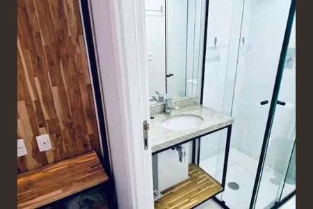 Banheiro de apartamento para alugar com 1 quarto, 65m² em Centro Histórico de São Paulo, São Paulo