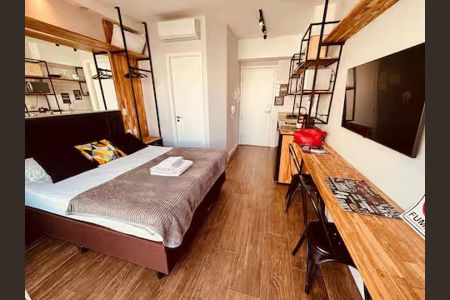 Sala / Quarto de apartamento para alugar com 1 quarto, 65m² em Centro Histórico de São Paulo, São Paulo