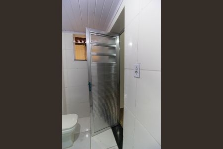Casa à venda com 184m², 3 quartos e 1 vaga Casa à venda com 184m², 3 quartos e 1 vagaBanheiro da Suíte