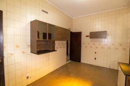 Casa à venda com 184m², 3 quartos e 1 vaga Casa à venda com 184m², 3 quartos e 1 vagaCozinha