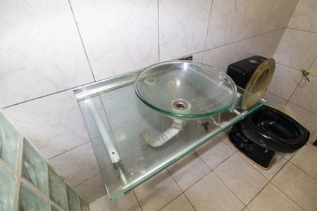 Casa à venda com 184m², 3 quartos e 1 vaga Casa à venda com 184m², 3 quartos e 1 vagaBanheiro Social