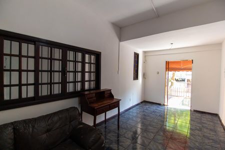 Sala de casa à venda com 3 quartos, 184m² em Fonseca, Niterói