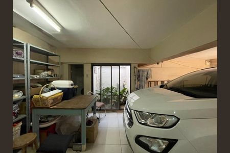Casa à venda com 180m², 3 quartos e 2 vagas