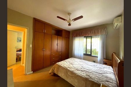 Casa à venda com 180m², 3 quartos e 2 vagas