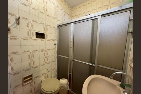 Casa à venda com 180m², 3 quartos e 2 vagas