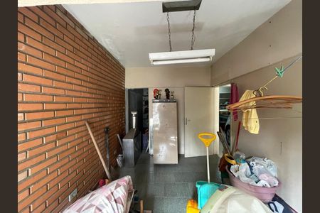 Casa à venda com 180m², 3 quartos e 2 vagas