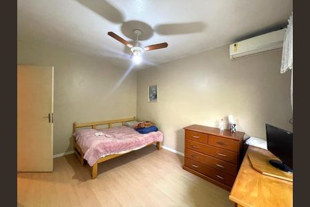 Casa à venda com 180m², 3 quartos e 2 vagas