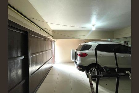 Casa à venda com 180m², 3 quartos e 2 vagas