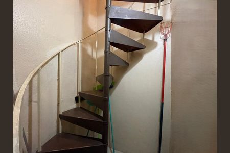 Casa à venda com 180m², 3 quartos e 2 vagas