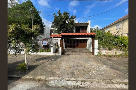 Casa à venda com 180m², 3 quartos e 2 vagas Casa à venda com 180m², 3 quartos e 2 vagasPlaca Instalada em 29/05/2026 - Cod.COEY-1120