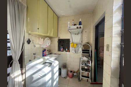 Casa à venda com 180m², 3 quartos e 2 vagas