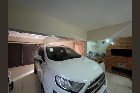 Casa à venda com 180m², 3 quartos e 2 vagas