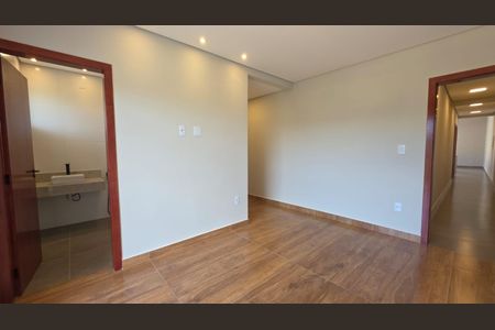 Casa à venda com 262m², 3 quartos e 2 vagas