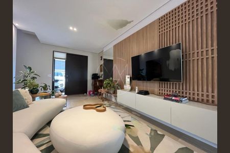 Casa de condomínio à venda com 156m², 3 quartos e 4 vagas