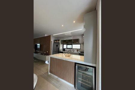Casa de condomínio à venda com 156m², 3 quartos e 4 vagas
